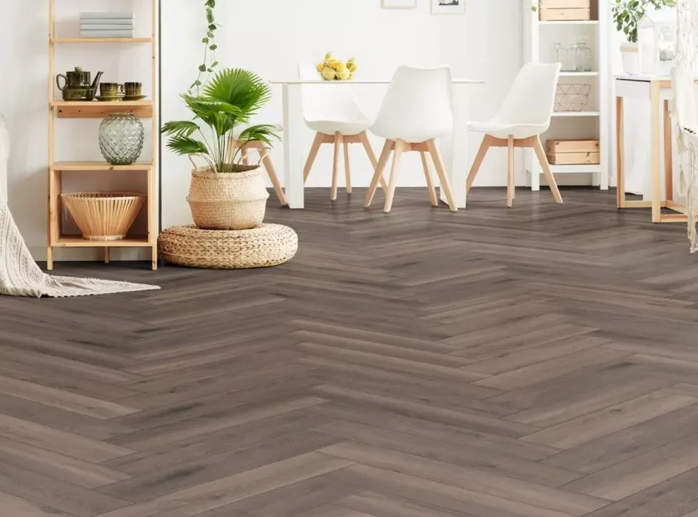 Laminate flooring1