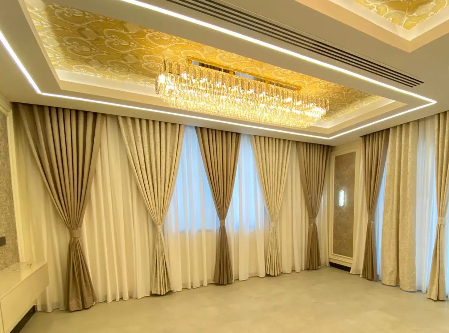 Curtain Villa